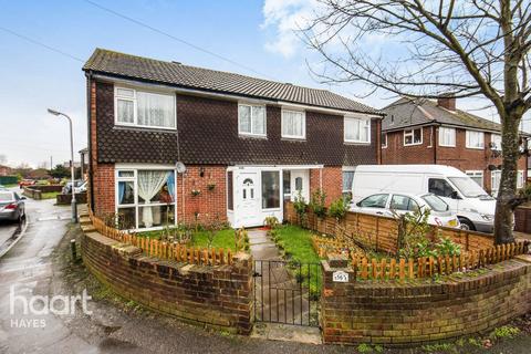3 bedroom semi-detached house for sale - Wood End Green Road, Hayes