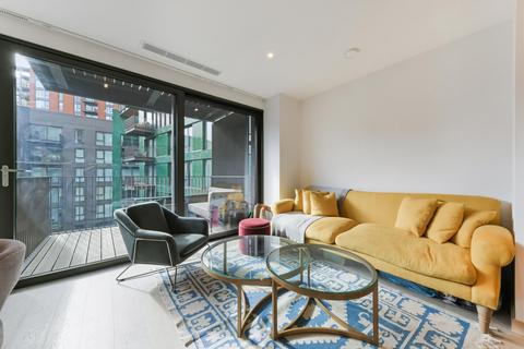 1 bedroom apartment for sale, Legacy Building, Embassy Gardens, Nine Elms, SW11