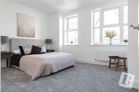 2 bedroom apartment for sale - Dunton Court, Aston Road, Basildon, Essex, SS15