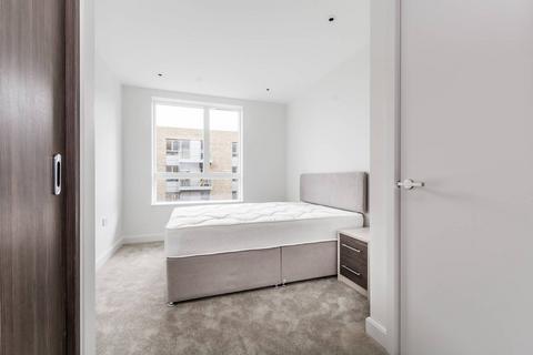 1 bedroom flat to rent - High Street, Hornsey, London, N8
