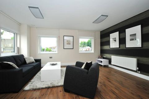 Studio to rent - TRS Apartments, Southall, UB2