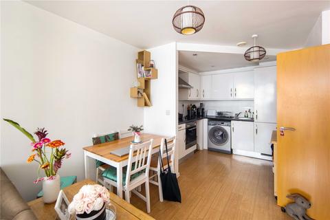 2 bedroom flat for sale, The Oxygen, 17 Seagull Lane, London, E16