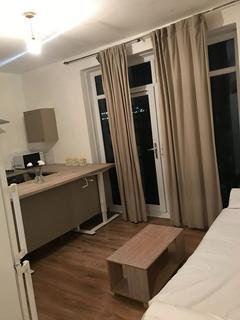 3 bedroom apartment to rent, Flat , Dence House, Turin Street, London