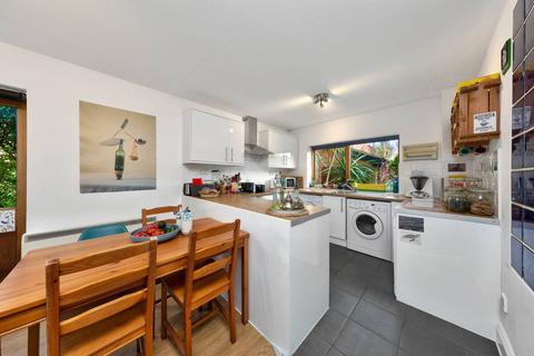 2 bedroom flat to rent - Shipwright Road, Canada Water, London, SE16