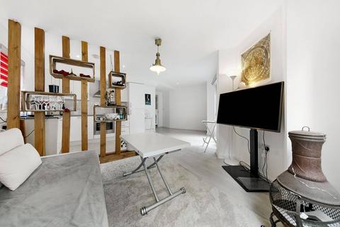 1 bedroom flat to rent, Chapel Yard, Wandsworth, London, SW18