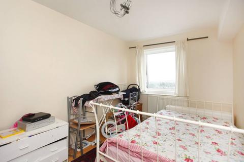 2 bedroom flat for sale - Granville Point, Child's Hill, London, NW2