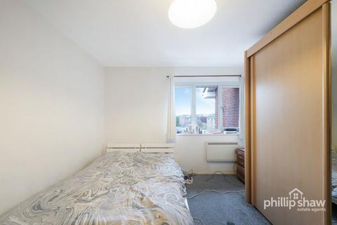 2 bedroom flat for sale, Rufford Close, HA3 8UX