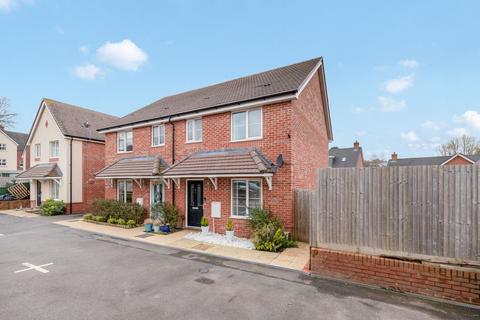 3 bedroom semi-detached house for sale, Poplar Close, Liphook, GU30