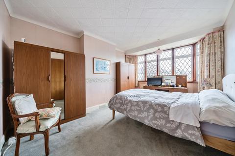 3 bedroom semi-detached house for sale - Sandringham Drive, Welling
