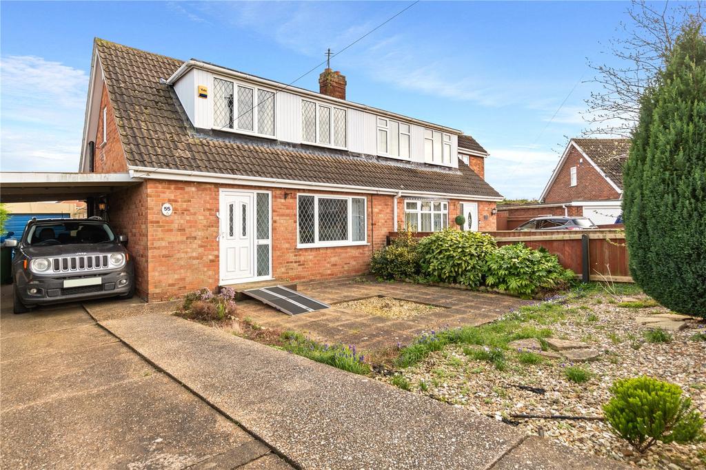 Ancaster Avenue, Grimsby, Lincolnshire, DN33 2 bed semidetached house for sale £165,000