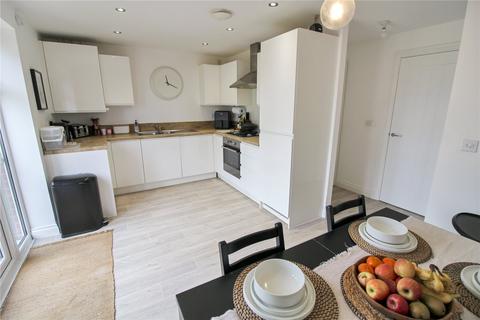 3 bedroom detached house for sale, Step Stones, Swindon SN5