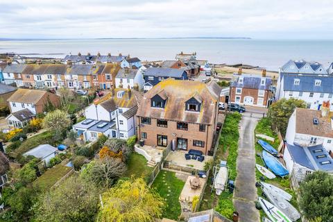 4 bedroom semi-detached house for sale, Island Wall, Whitstable, CT5