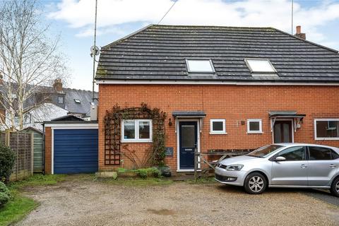 3 bedroom semi-detached house for sale - Conifer Close, Winchester, Hampshire, SO22