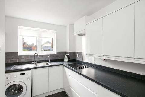 8 Conifer Close, Winchester, SO22 6SH