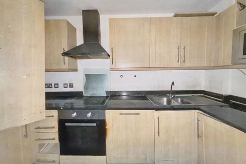 2 bedroom flat for sale - Flat 606 Platinum House, Lyon Road, Harrow, HA1 2EX