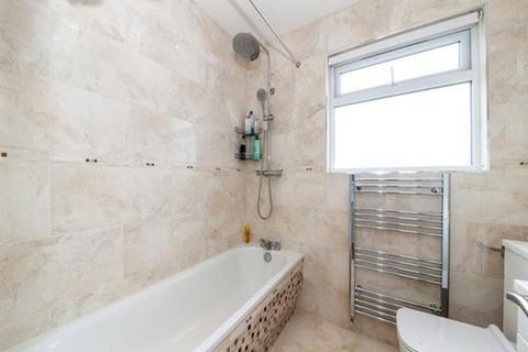19 Warenford Way, Borehamwood, WD6 5ER