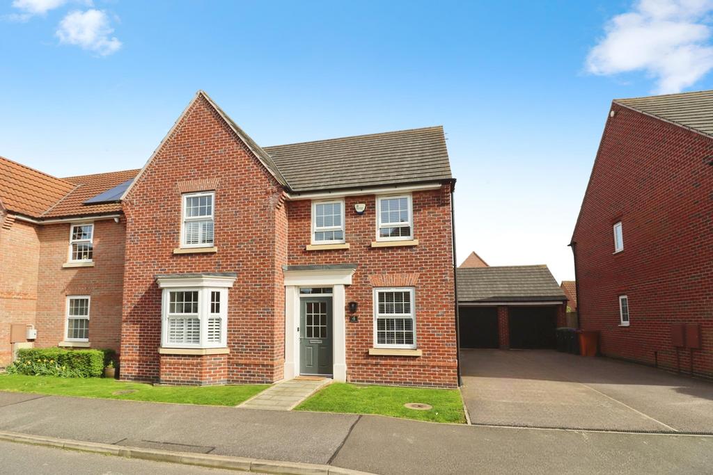 Livia Avenue, North Hykeham LN6 4 bed detached house for sale £360,000