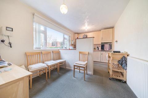 41 Strathdon Drive, London, SW17 0PR