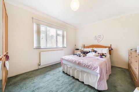 41 Strathdon Drive, London, SW17 0PR