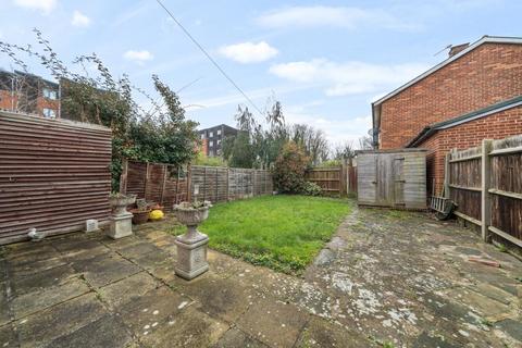 41 Strathdon Drive, London, SW17 0PR