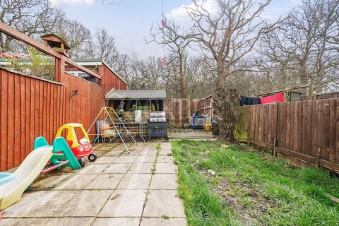 122 Charminster Road, London, SE9 4BW
