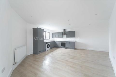 1 bedroom apartment for sale - Bush Close, Newbury Park, IG2