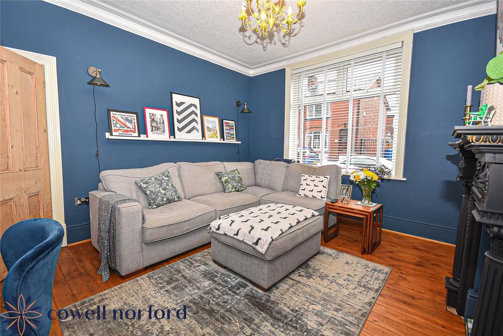 Passmonds, Rochdale OL12 2 bed terraced house for sale £195,000