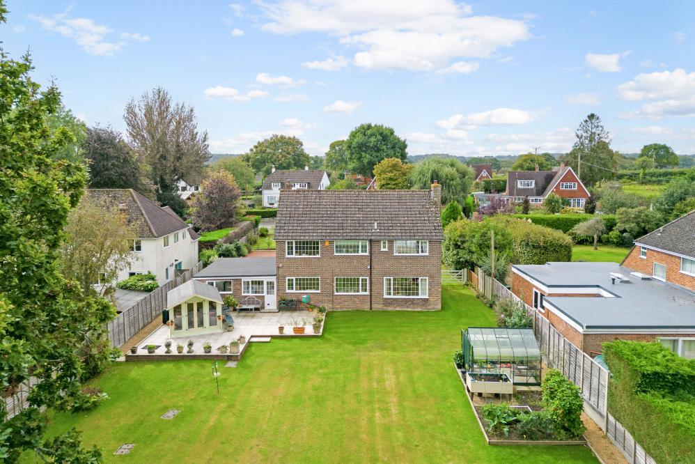 Broomhill, Wimborne, BH21 7AR 3 bed detached house for sale £975,000