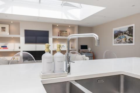 356 Reigate Road, Epsom, KT17 3LY