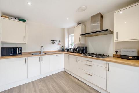 9 Buchan Place, Kingston Bagpuize, Abingdon, OX13 5GE