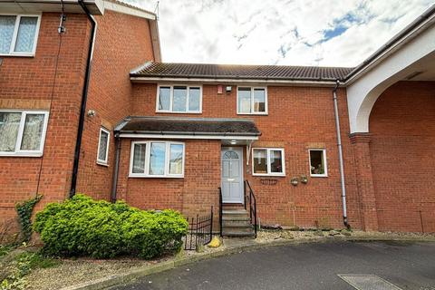 9 Eagle Close, Waltham Abbey, EN9 3NA