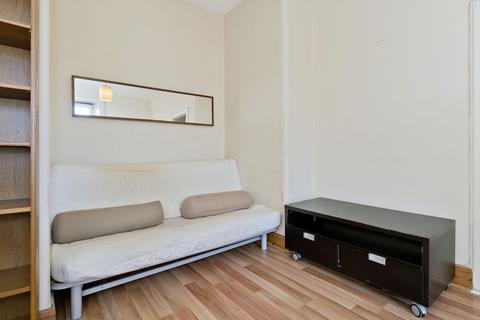 1 bedroom flat for sale - 17 (3F2) Milton Street, Edinburgh, EH8 8EZ
