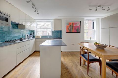 4 bedroom flat for sale - Sandbourne House, Dartmouth Close, London
