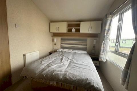 2 bedroom static caravan for sale - North Denes, The Ravine NR32