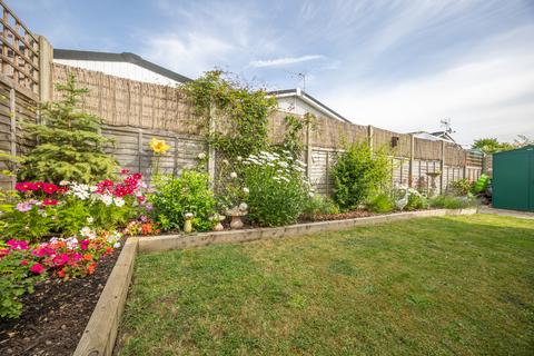 2 bedroom park home for sale - Loddon Court Farm, Beech Hill Road, Spencers Wood, Reading, RG7 1AN