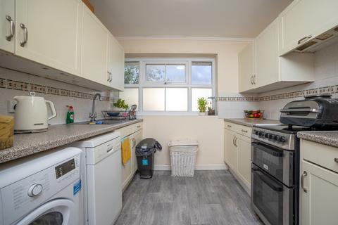2 bedroom maisonette for sale - Armstrong Way, Woodley, Reading, RG5 4NW