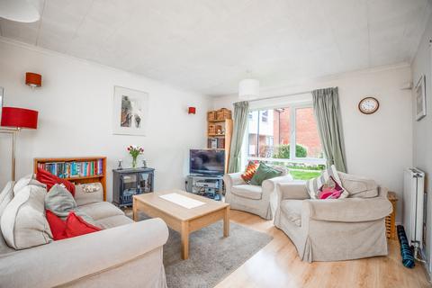 3 bedroom semi-detached house for sale - Mitford Close, Reading, RG2 8JQ