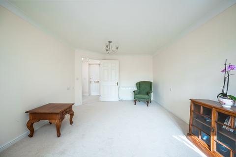 1 bedroom retirement property for sale, Douglas Bader Court, Howth Drive, Woodley, Reading, RG5 3AF