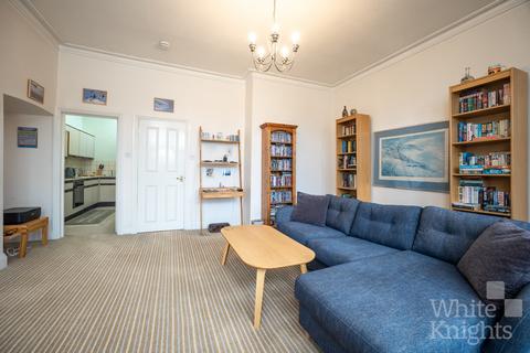 1 bedroom flat for sale, Windsor Court, Tilehurst Road, Reading, RG1 7RA