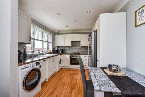 2 bedroom maisonette for sale, Southview Rise, Alton, Hampshire