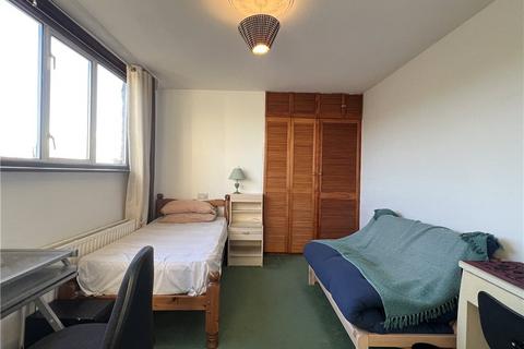 1 bedroom in a house share to rent - Brunswick Road, Ealing, London, W5