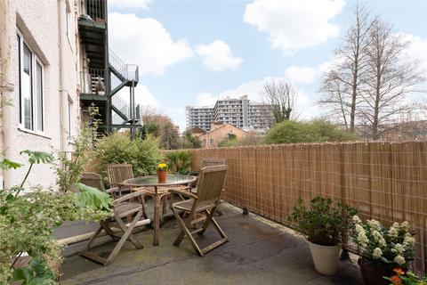2 bedroom apartment for sale, Allingham Court, Haverstock Hill, London, NW3