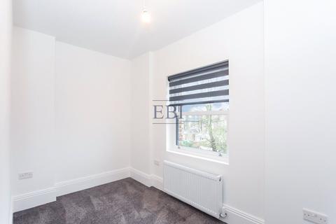 2 bedroom apartment to rent - Asylum Road, Peckham, SE15