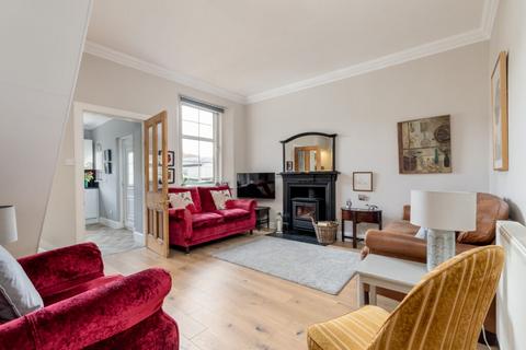 11 Lennie Cottages Craigs Road, Edinburgh, EH12 0BB