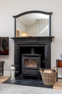 11 Lennie Cottages Craigs Road, Edinburgh, EH12 0BB