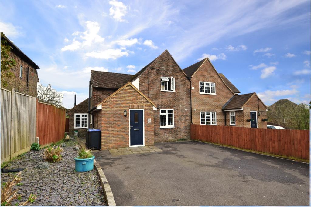 College Road, Haywards Heath RH17 4 bed semidetached house £510,000