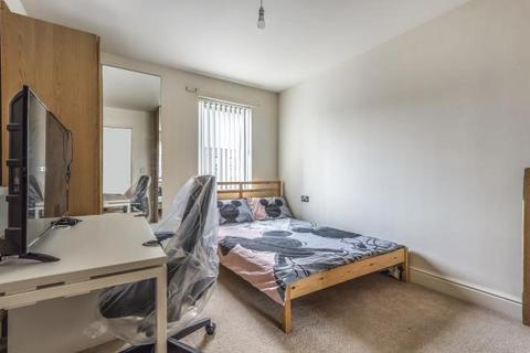 2 bedroom apartment to rent, Harrow,  London,  HA2