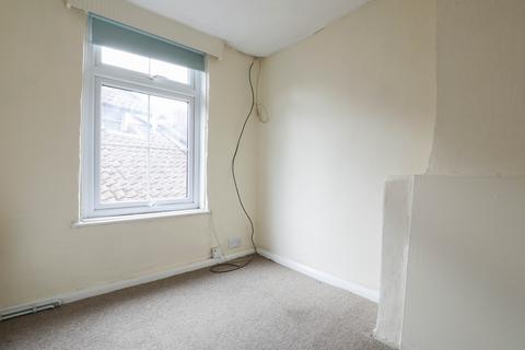 1 bedroom terraced house to rent, Warminster Road, Westbury BA13