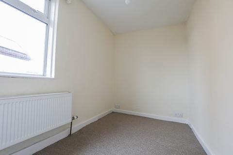 1 bedroom terraced house to rent, Warminster Road, Westbury BA13