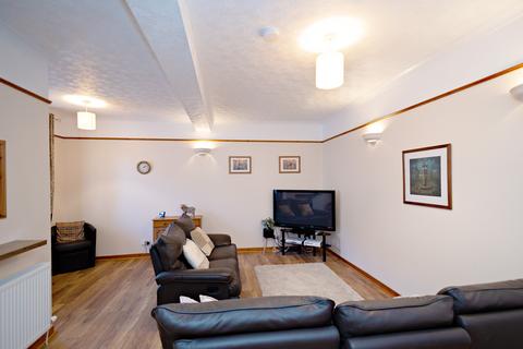 2 bedroom ground floor flat for sale - Lower Dunbar Street